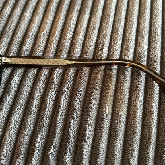 Fendi Tortoise Shell Sunglasses - Picture 4 of 5